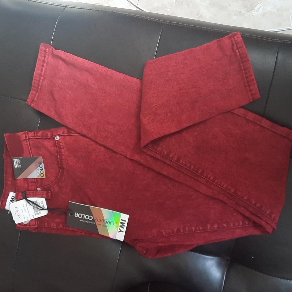 Acid wash maroon skinny jeans